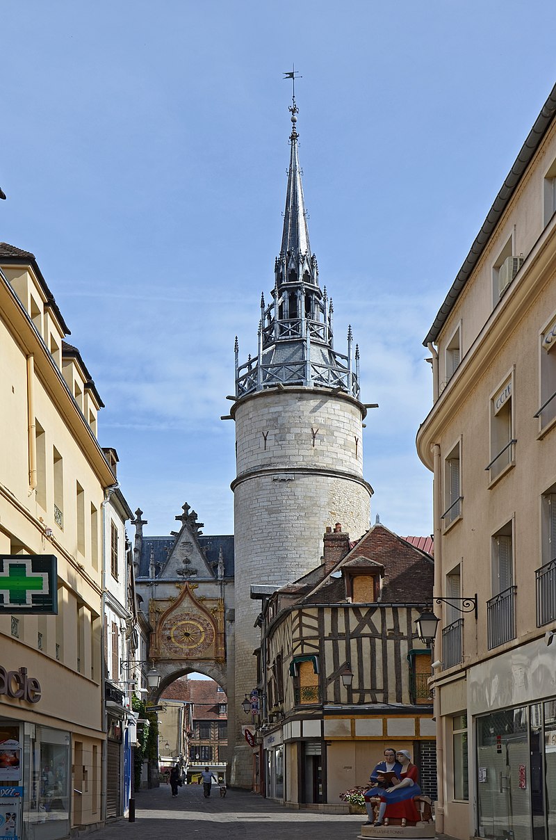 VISITE DE GROUPE A AUXERRE