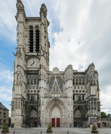 VISITE DE GROUPE A TROYES