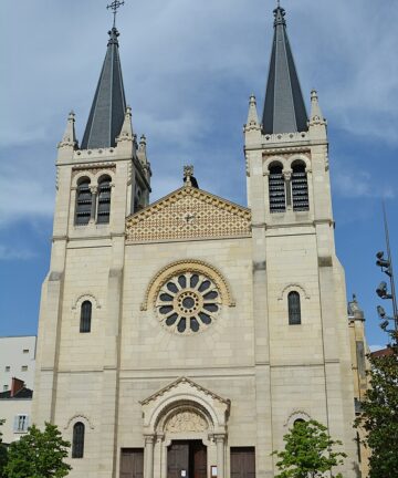 VISITE DE GROUPE A VICHY