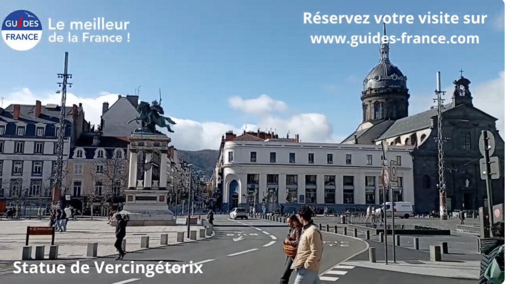 Place de Jaude, Visiter Clermont Ferrand, Guide Auvergne